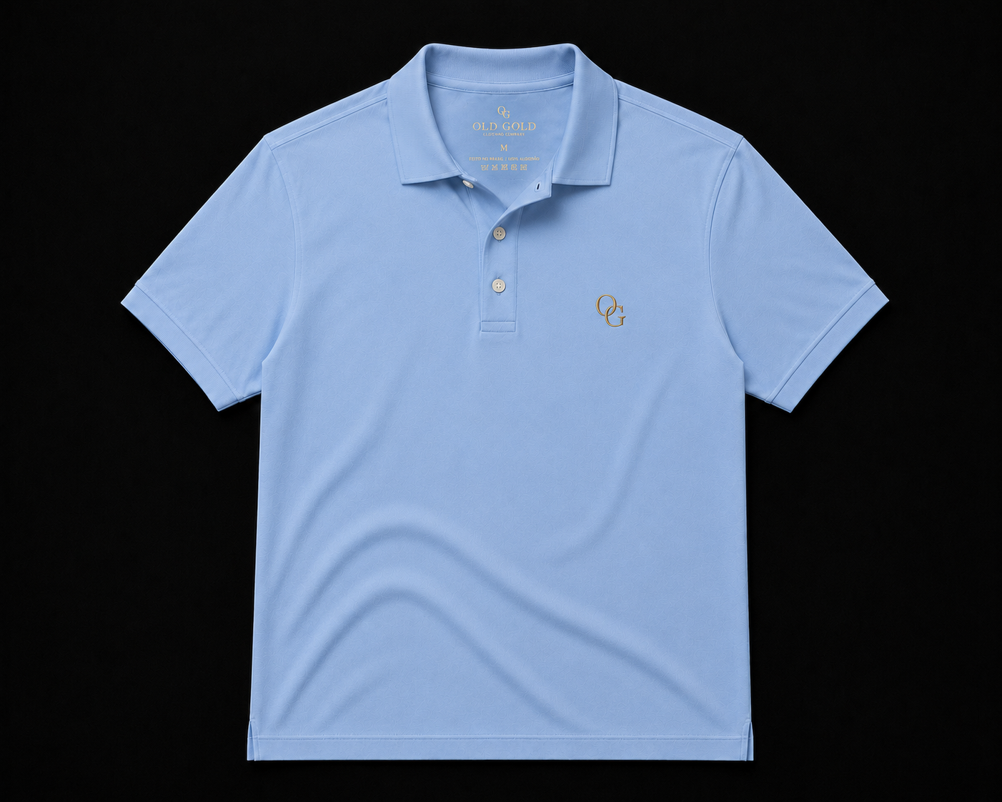 Camisa Polo Azul Clara Old Gold – Piquet Premium com Monograma OG