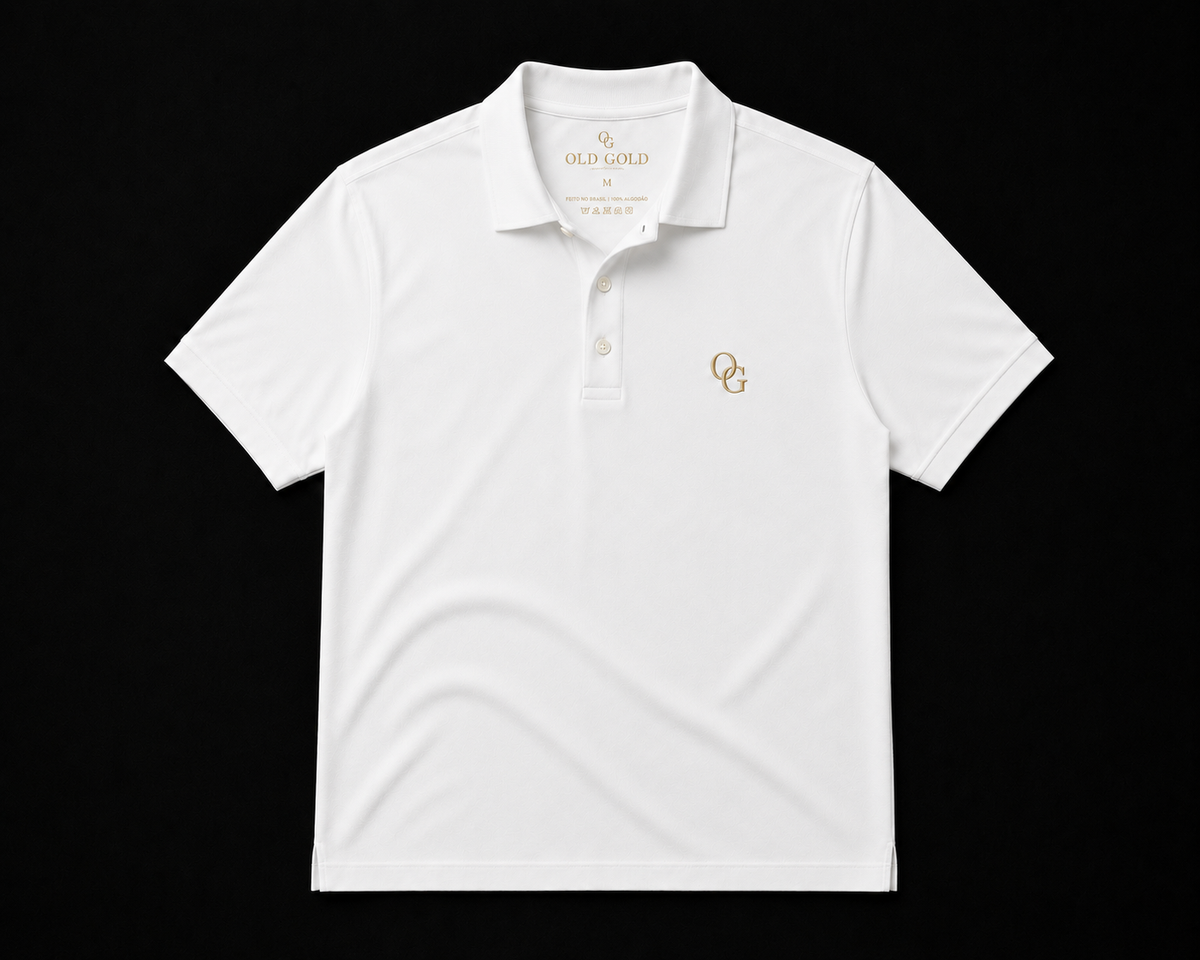 Camisa Polo Branca Old Gold – Piquet Premium com Símbolo OG