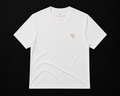 Camiseta Branca Old Gold – Algodão Premium com Símbolo OG