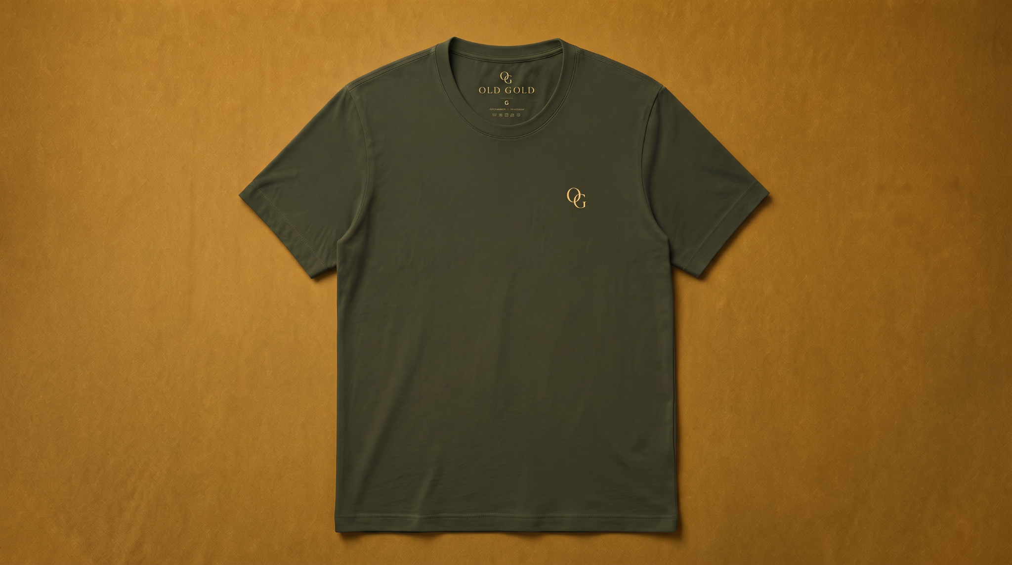 Camiseta Verde Militar Old Gold – Algodão Premium com Monograma OG